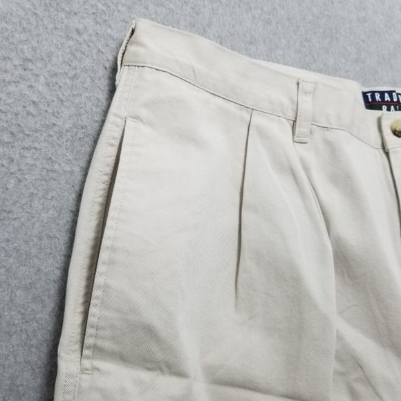 Trader Bay‎ Shorts Mens 38 Off White Chino Casual Pockets Pleated Outdoor - Picture 3 of 10